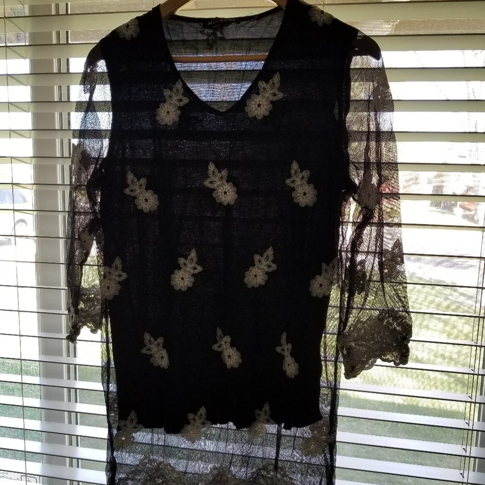 Black and white pattern blouse